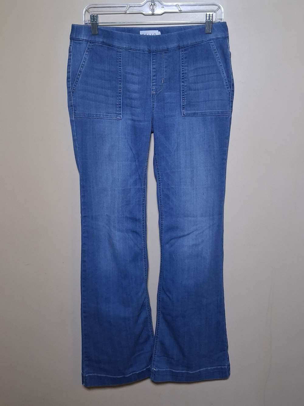 Cello Women’s Pull On Flare Jeans; Size L